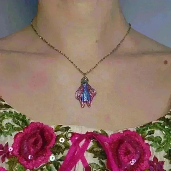 Pink butterfly fairy handmade unique fairycore holographic pendant necklace - Picture 4 of 11